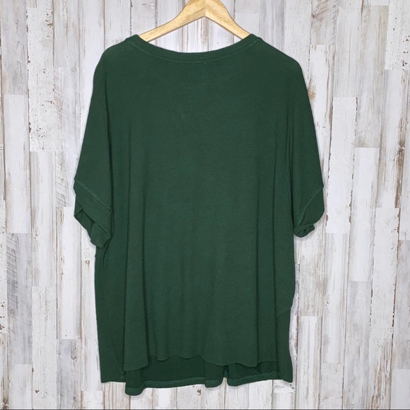 &.Layered Short Sleeve Textured Knotted Top Green - Picture 3 of 6